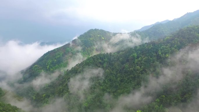 高寒山区云雾仙境景观壮丽山河篇章