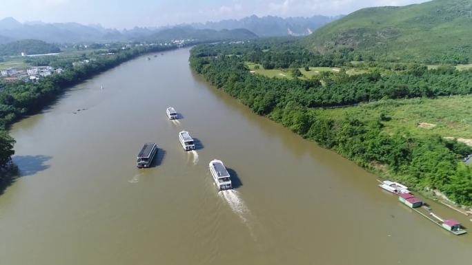 航拍桂林山水甲天下游船游漓江