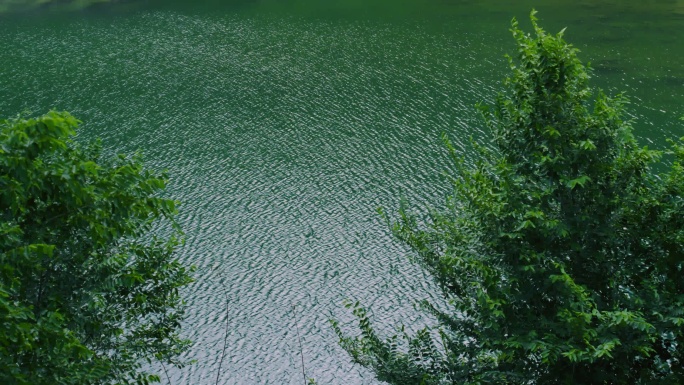绿水环保碧水水清干净的水源水源