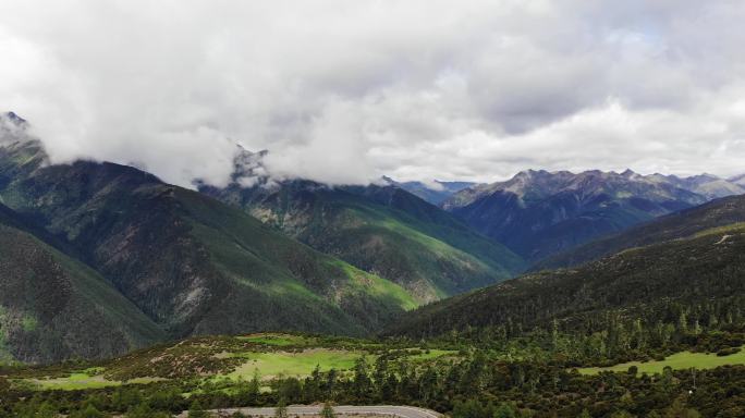 4K蓝天白云山谷山林草地延时