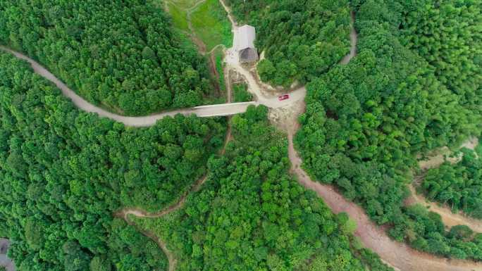 4K航拍山路山体绿化