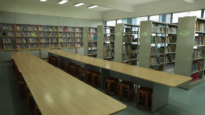 一组校园图书馆空镜