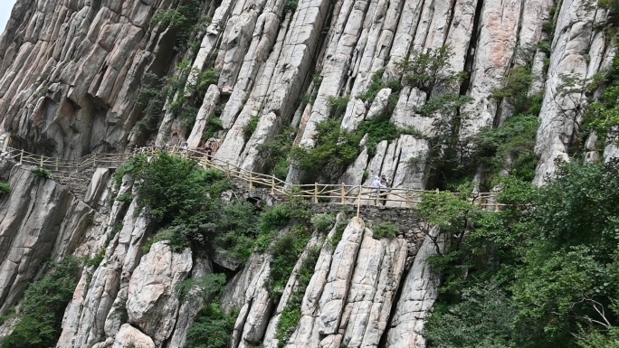 嵩山书册崖风景2