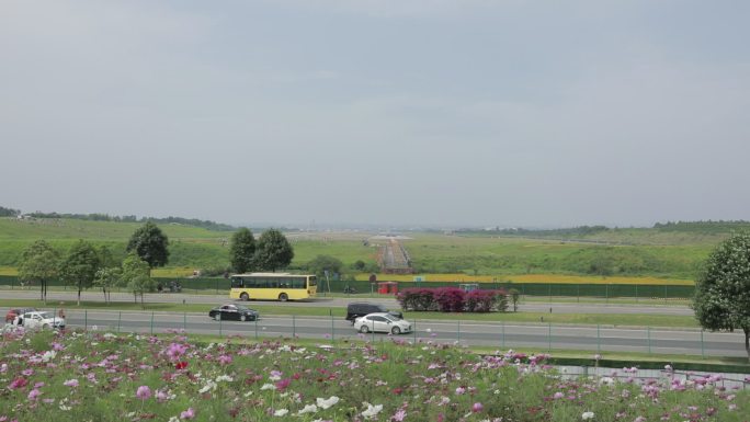 机场边道路