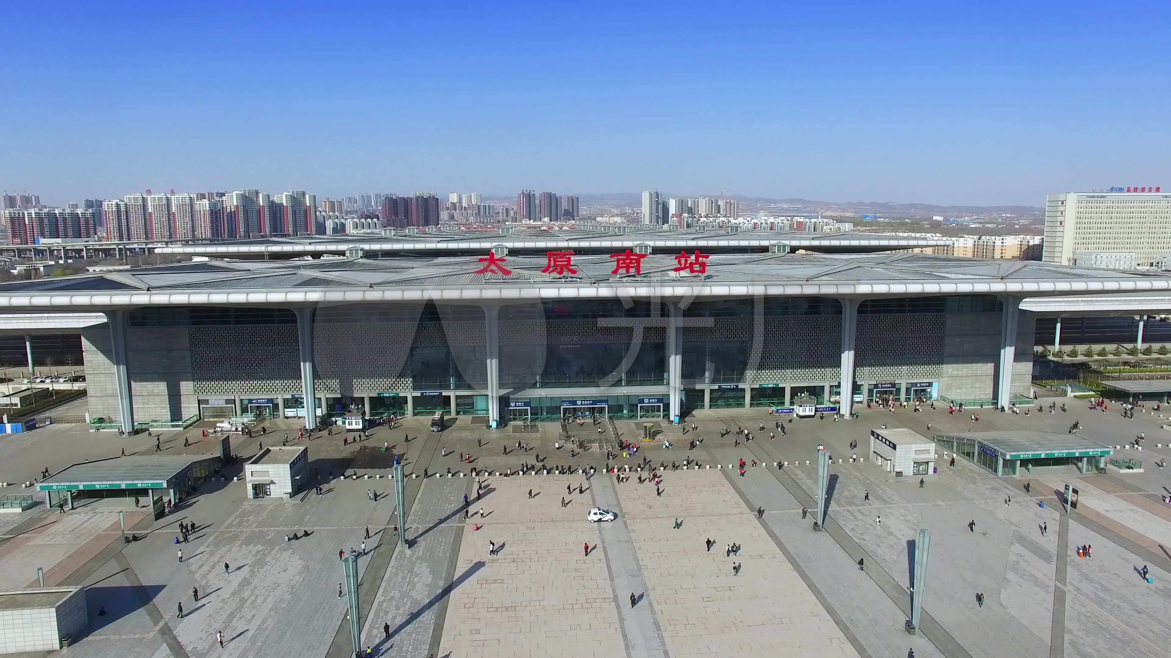 和田至若羌铁路6月16日开通运营 世界首个沙漠铁路环线形成_新闻频道_央视网(cctv.com)
