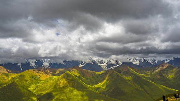 川藏线风光：贡嘎雪山延时摄影
