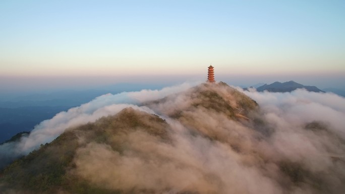 达州巴山大峡谷状元塔