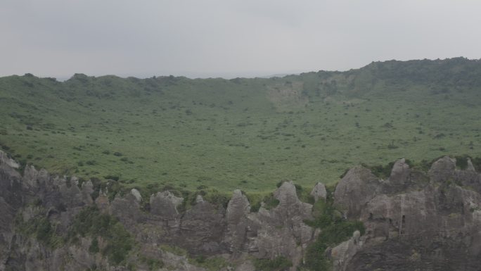 4K-log-海边火山航拍