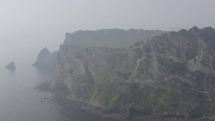 4K-log-海边的火山口山峰