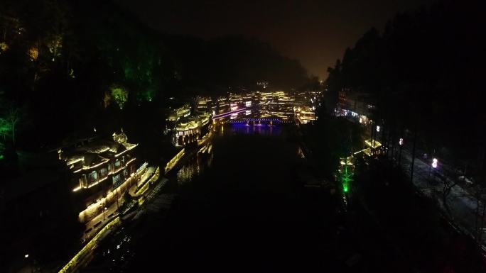震撼大气夜间凤凰古镇运河建筑美丽夜景