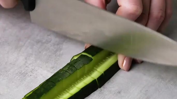 多种样式切黄瓜摆盘造型实拍素材