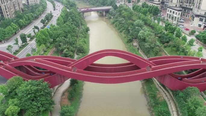 4K原素材-长沙中国结步行桥