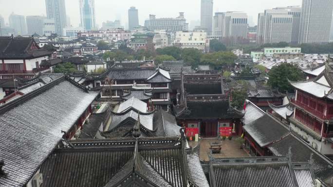 4K原素材-航拍上海城隍庙雪景