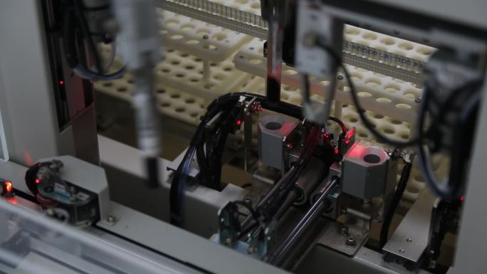 【原创】高科技检验室实验室20之机器检验