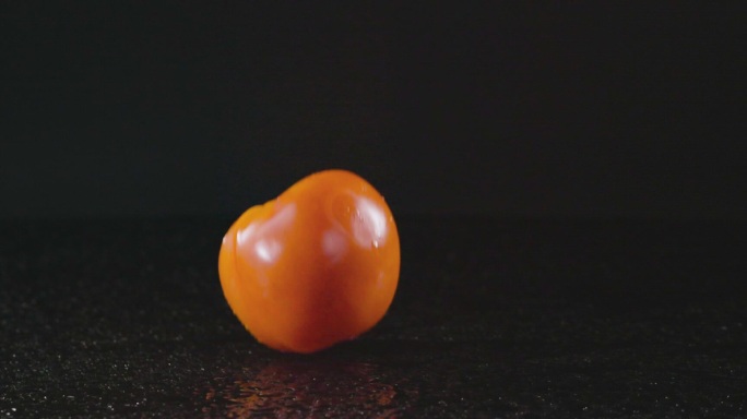 升格视频-带水珠西红柿抛起落下
