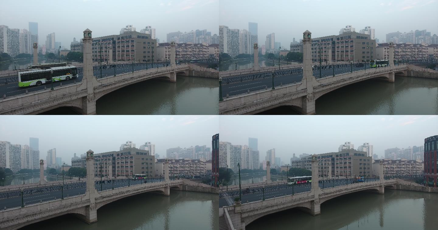 4K原素材-航拍清晨时分的上海河南中路桥