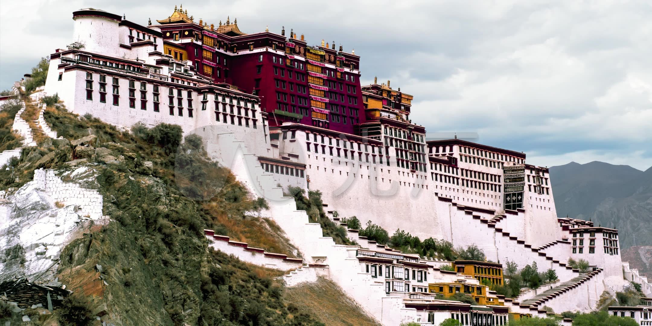 布达拉宫_拉萨景点_西藏旅游官方网站