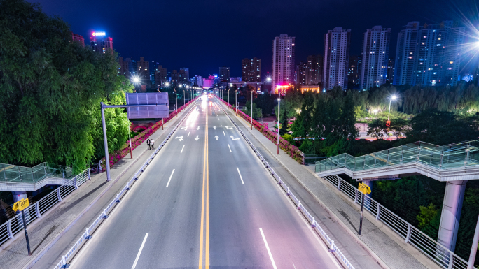 兰州七里河大桥夜景车流延时摄影