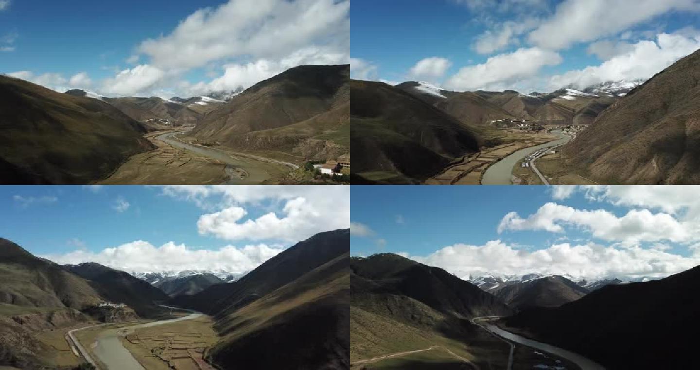 航拍西藏左贡县川藏线旁的玉曲河预览