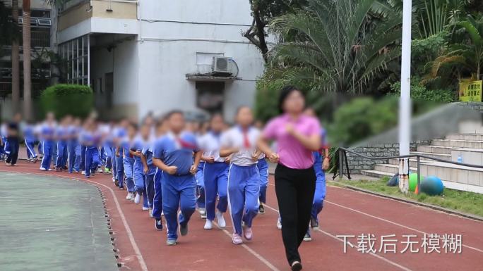 阳光体育学生跑步体育锻炼