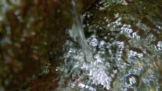 高清高速微距水流特写清澈见底