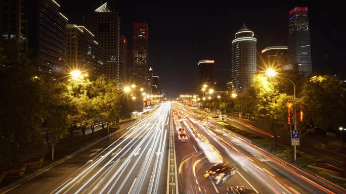 北京国贸夜景车流