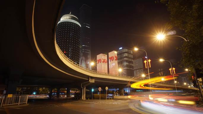 北京国贸桥下夜景车流
