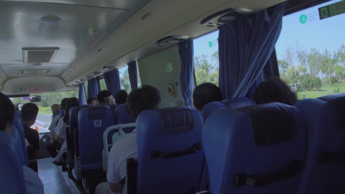 【原创】4K·坐大巴车去旅游