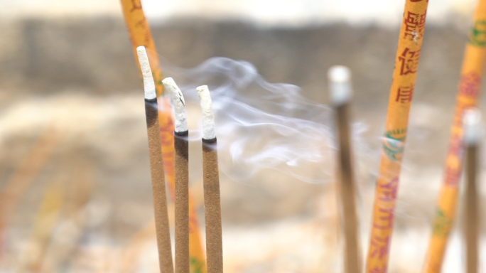 4K寺庙烧香求神拜佛-青岛湛山寺-香火