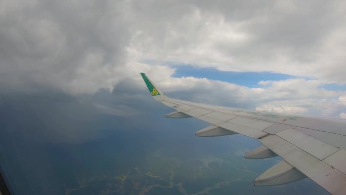 4K飞机飞行天空井冈山重庆