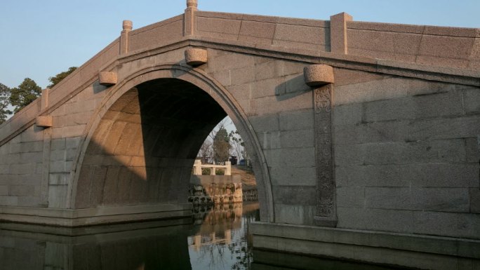 原创江南古建筑水面石桥延时摄影