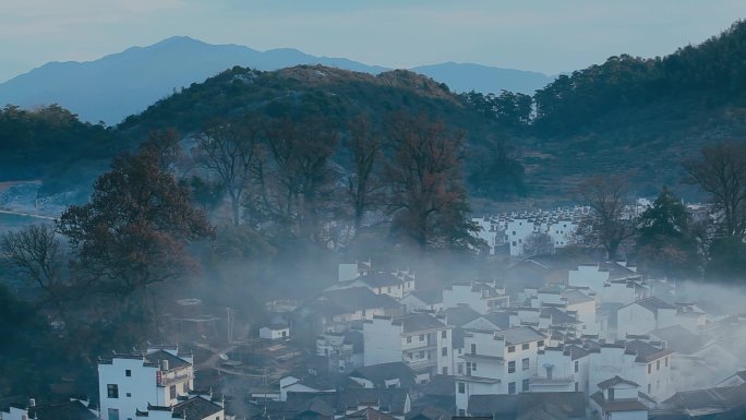 婺源山村深秋晨雾炊烟意境07