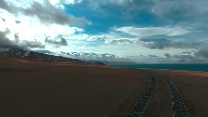 4K航拍新疆赛里木湖