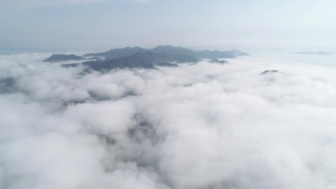 航拍高山云海