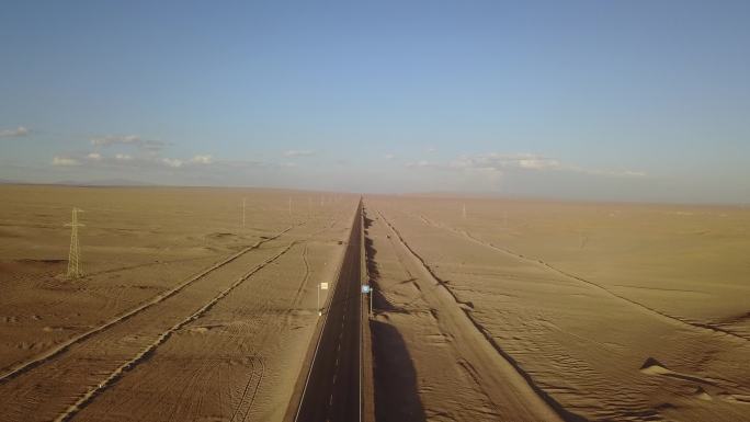 大漠戈壁上笔直的公路，雅丹地貌4K航拍
