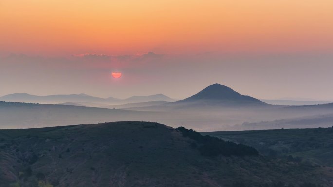 日出苍山