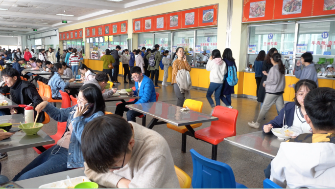 4K校园食堂打饭取餐吃饭人流-大学食堂