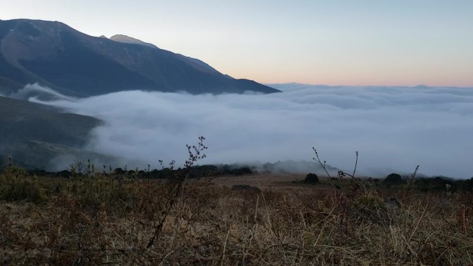 大风顶国家级自然风景区云海