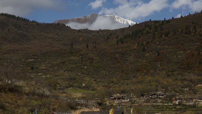 山村雪山01