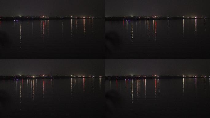 夜晚河对岸的车流灯光01