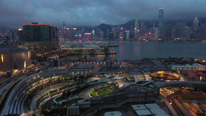 香港西九龙高铁站夜景航拍