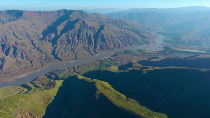 金沙江视频西南山区金沙江两岸的山脉