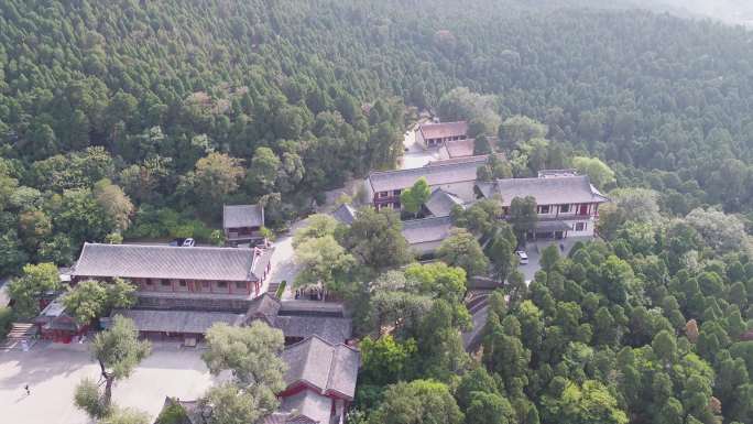 长清灵岩寺及附近绿水青山