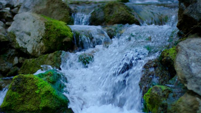 水山泉水溪水山泉白酒水源小溪酿酒溪流 水