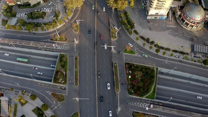 郑州未来路下穿金水路隧道