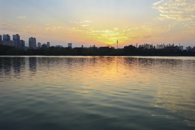 雨山湖夕阳