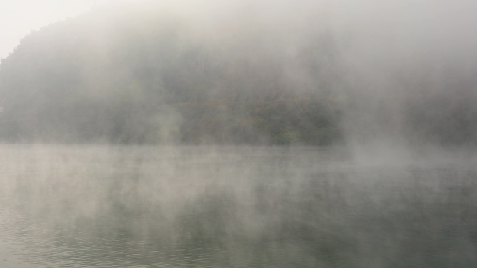 河面晨雾流动04