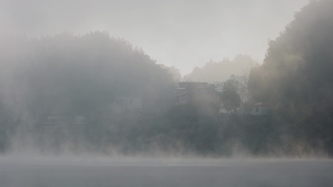 河面晨雾流动11