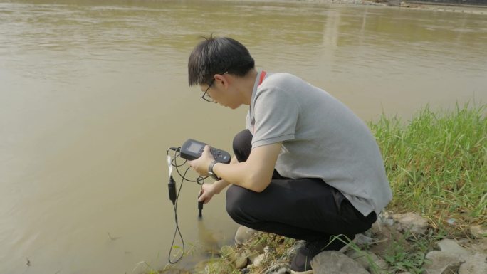 河流湖水水质检测