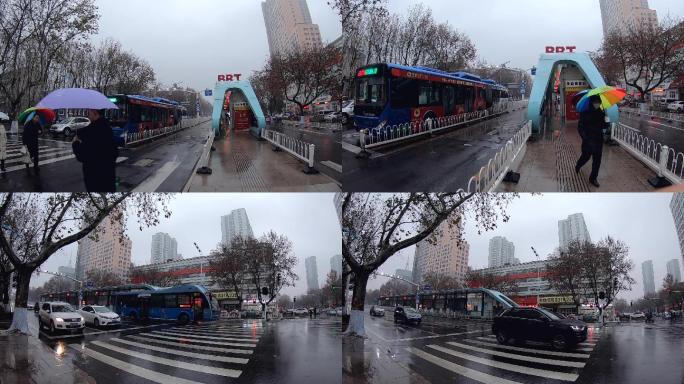 雨中的城市街头